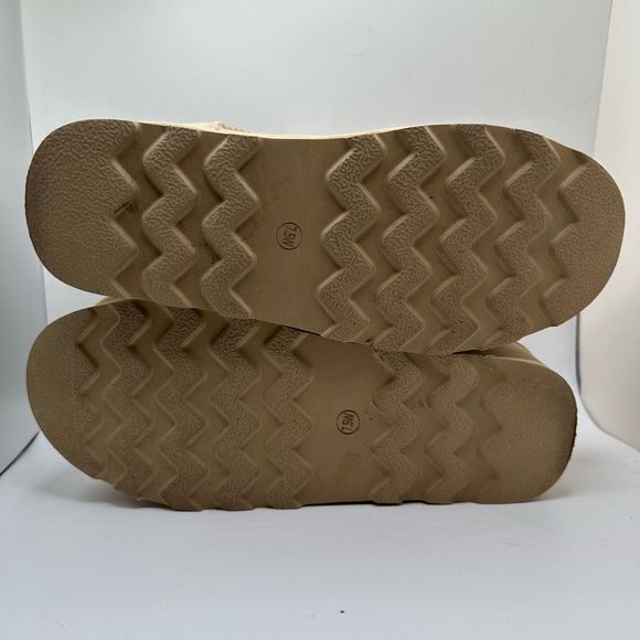 CUSHIONAIRE Women's Genuine Suede pull platform boot +Memory Foam 7.5 WIDE SAND - Picture 5 of 7